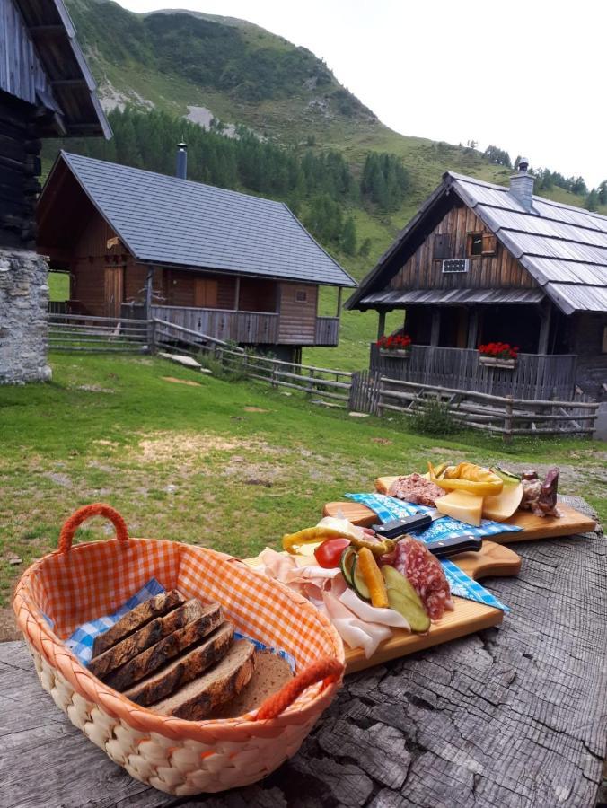 Apartments Edelweiss & Enzian - Gaestehaus Zum Fuchs Hermagor-Pressegger See Luaran gambar